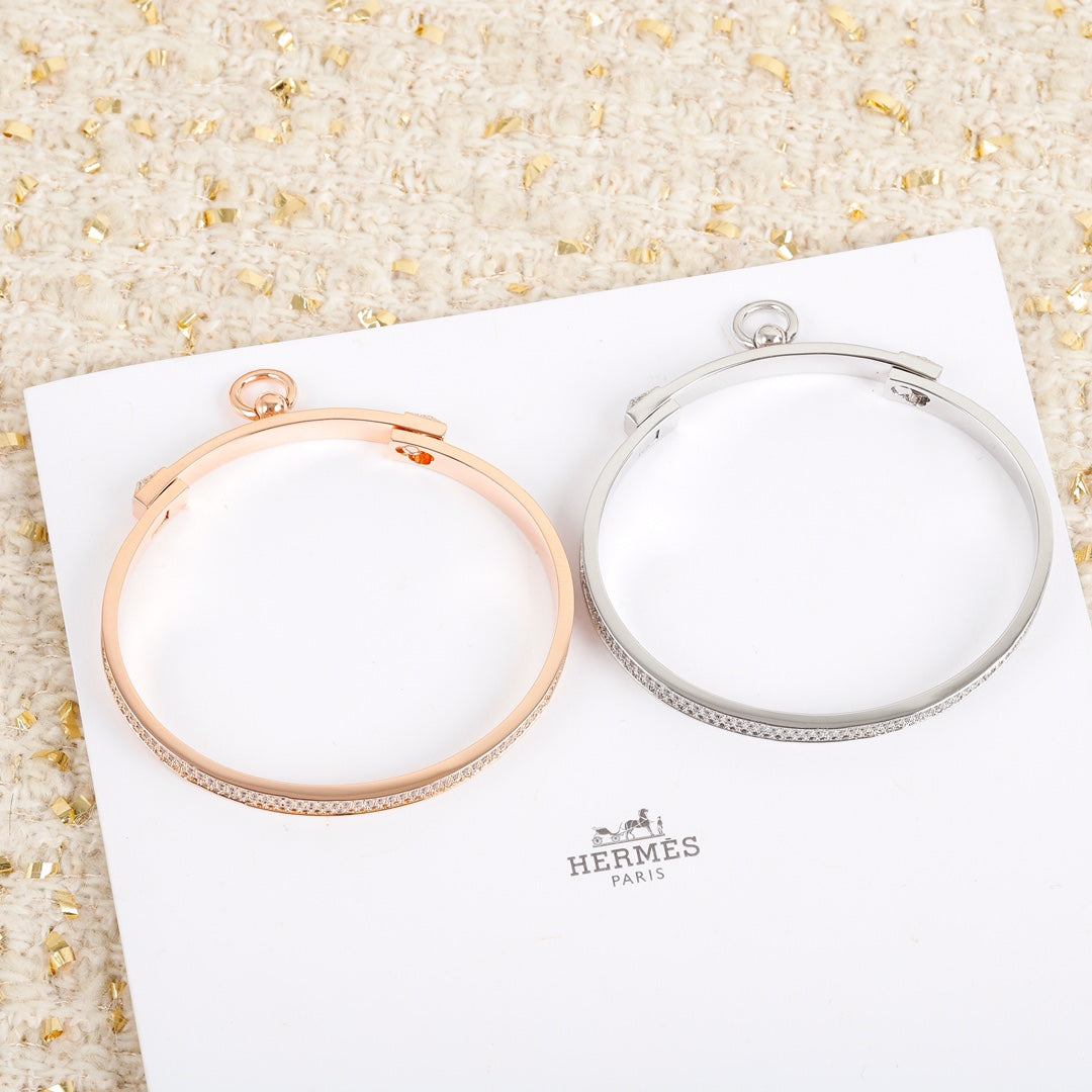 18K Collier De Chien Diamond H Bracelet