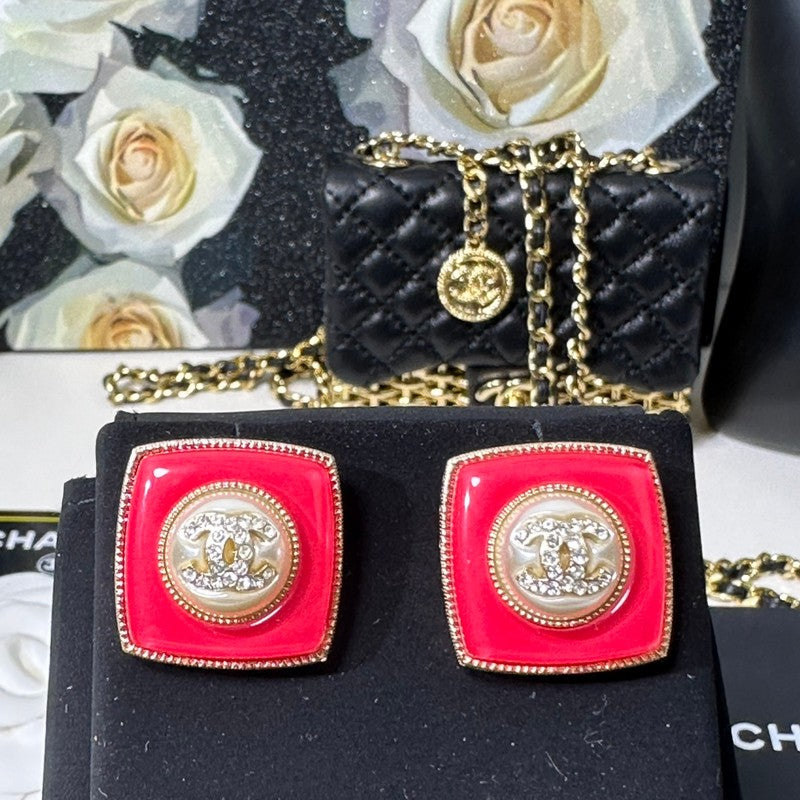 18K CC Red Gold Diamond Earrings