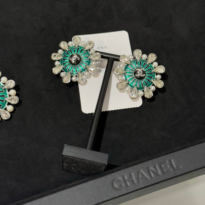 18K CC 26C Crystal Green Earrings