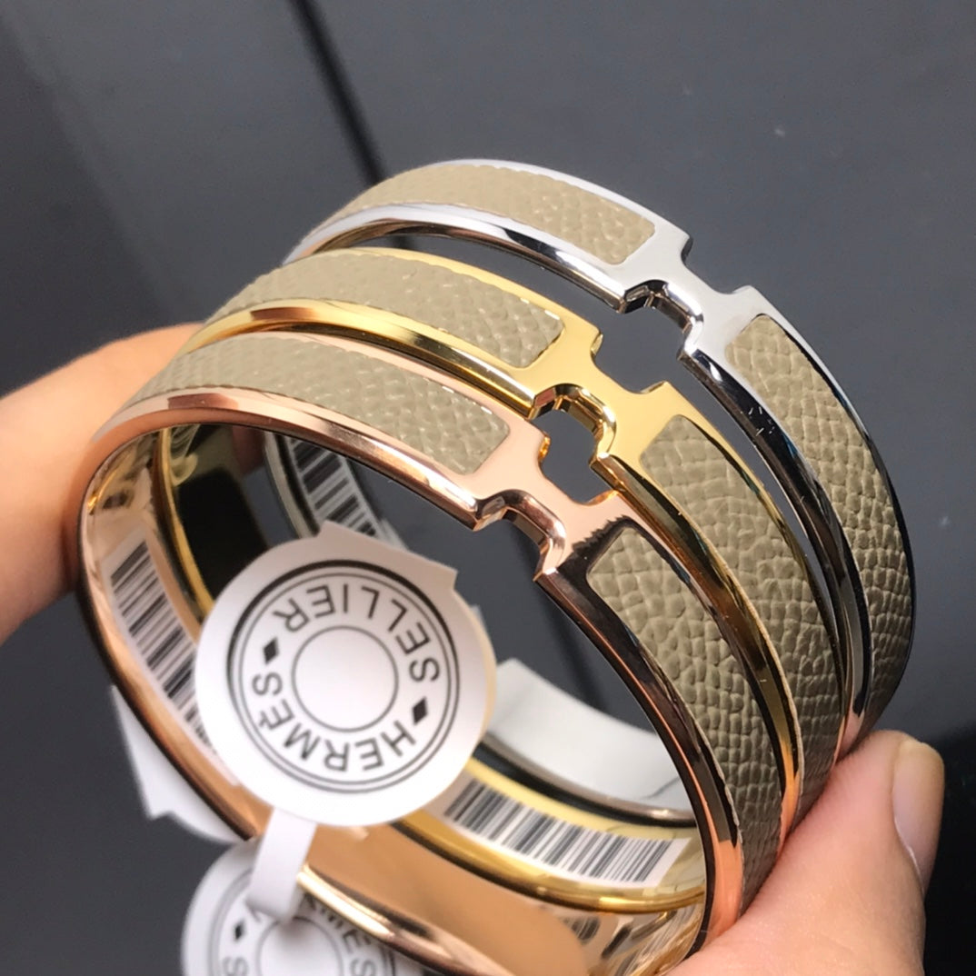 18K Olympe ¨¦toupe H Bracelet