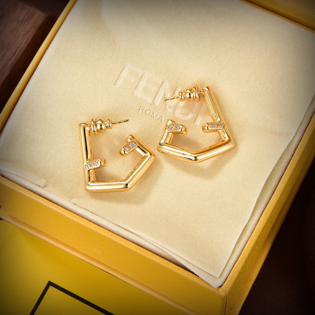 18K F First Earrings