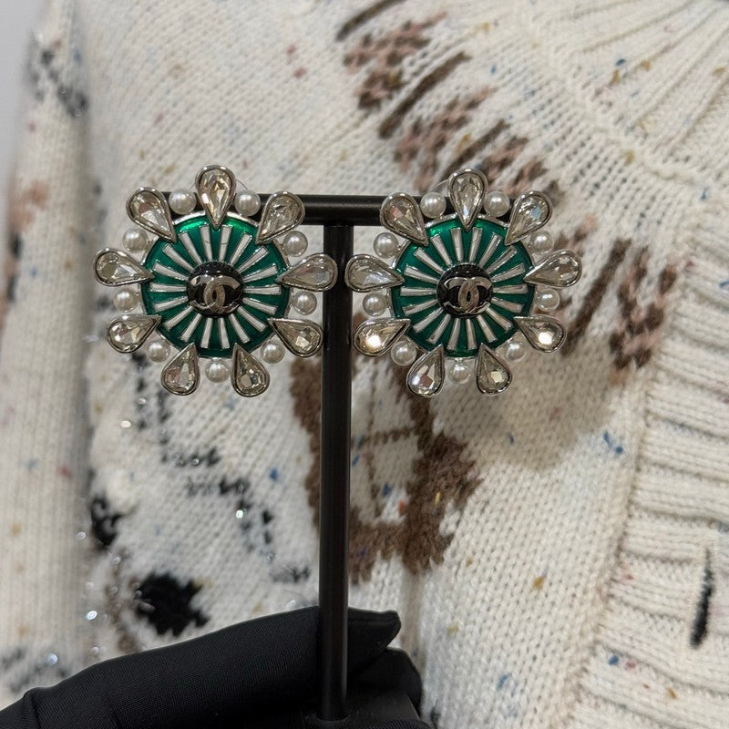 18K CC 26C Crystal Green Earrings