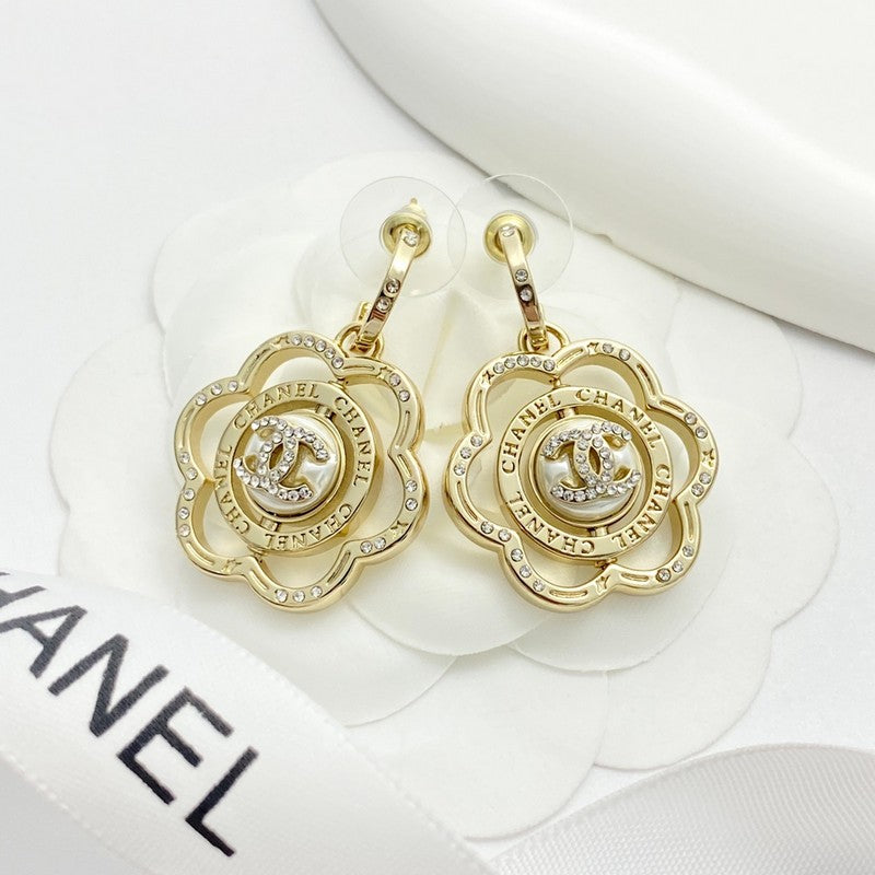 18K CC Camellia Gold Earrings