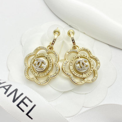 18K CC Camellia Gold Earrings