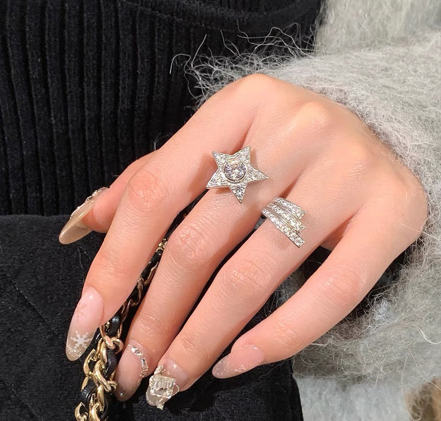 18K CC Comete Diamonds Ring