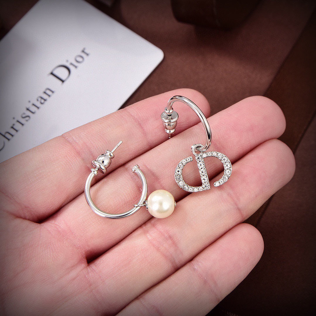 18K Petit CD Pearl Earrings