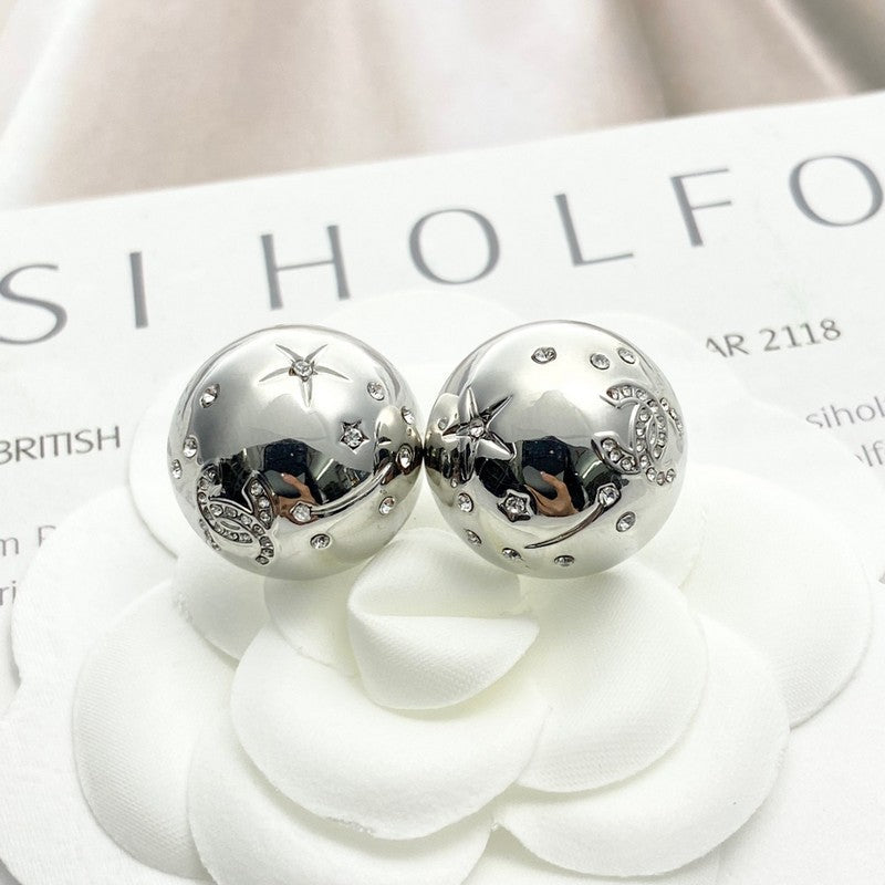 18K CC 24C Star Round Gold Earrings