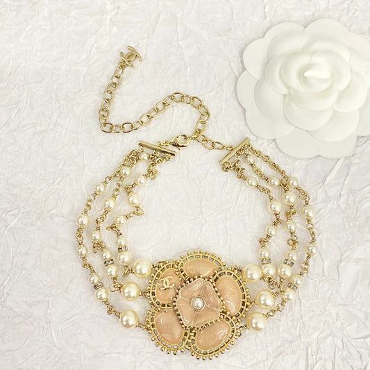 18K CC Camellia Choker Necklace