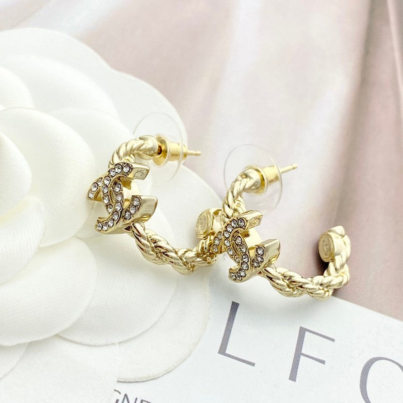 18K CC Diamond Circle Gold Earrings