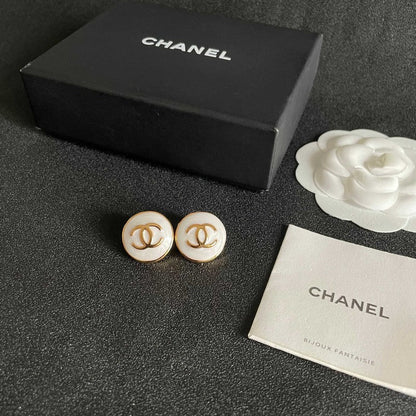 18K CC Black & White Round Gold Earrings