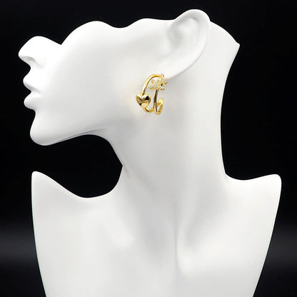 18K Triomphe Heart Earrings