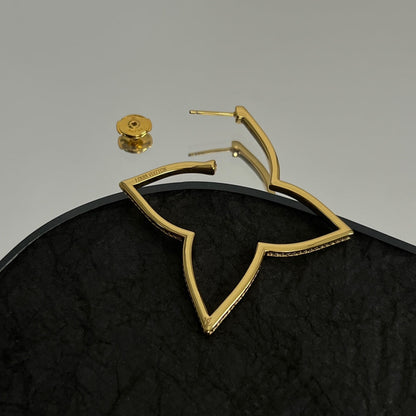 18K Louis Debuts Blossom Earrings