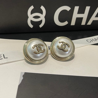 18K CC Round Gold Earrings