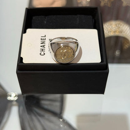 18K CC 25K Black Gold Heart Ring