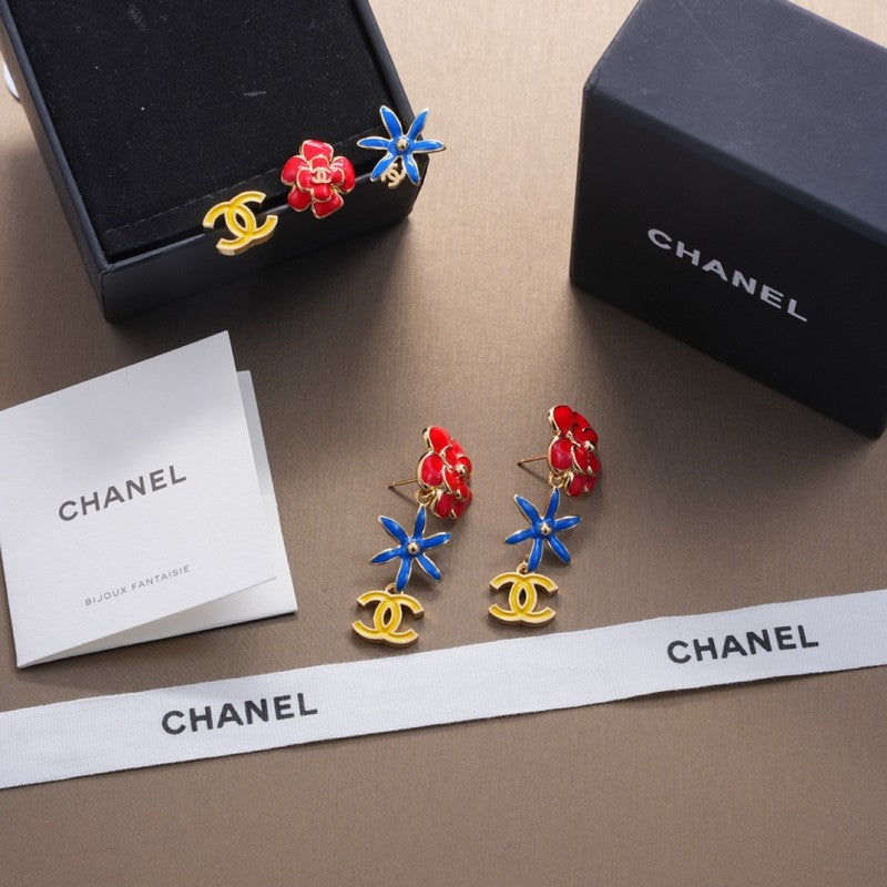 18K CC Blue & Red Flower Gold Earrings