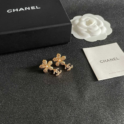 18K CC Diamond Flower Gold Earrings