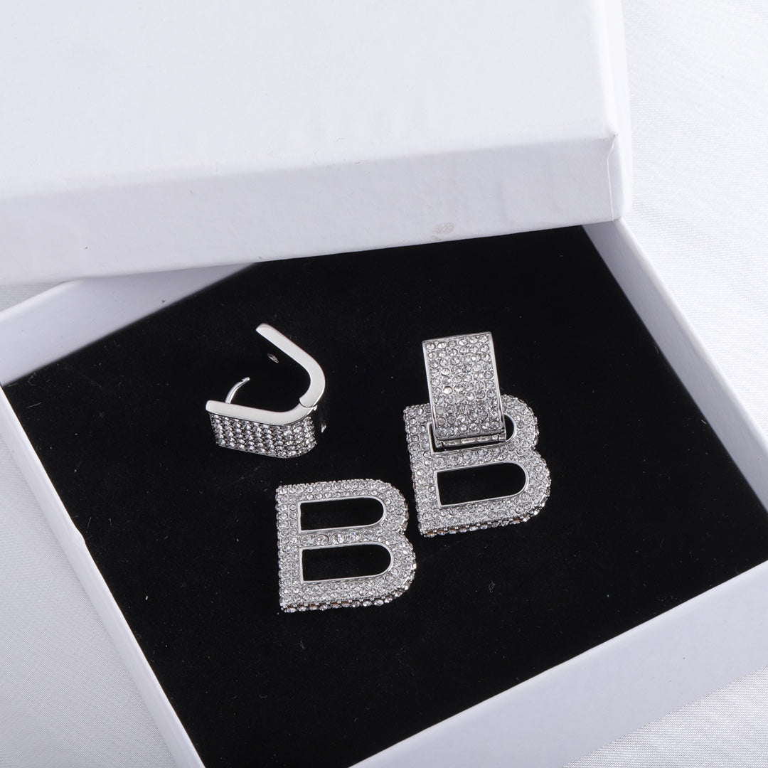 18K BB Hourglass Diamond Earrings
