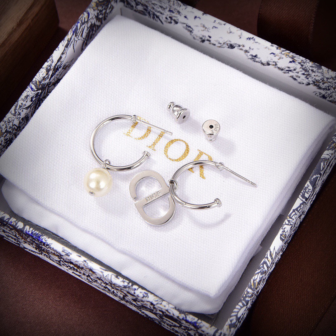 18K Petit CD Pearl Earrings