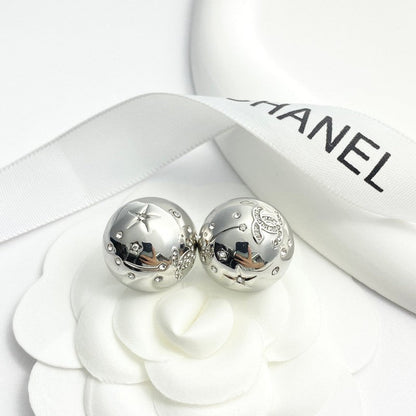 18K CC 24C Star Round Gold Earrings