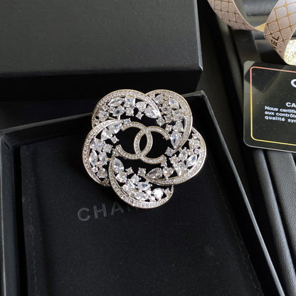 18K CC Camellia Diamond Brooch
