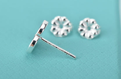 18K Return to Tiffany Heart Earrings