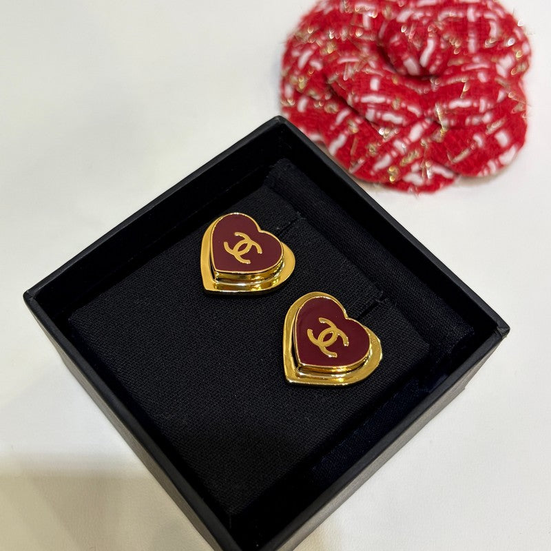 18K CC 26P Black & Red Heart Earrings