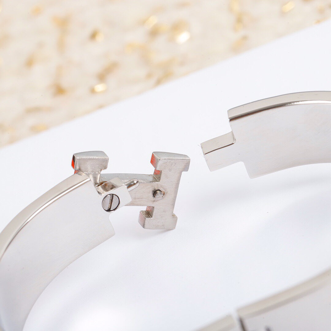 18K Clic H Orange Bracelet