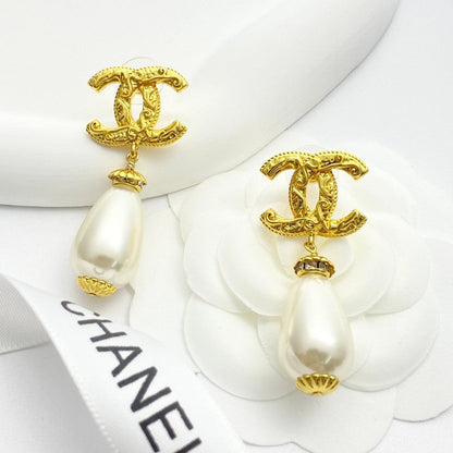 18K CC Pearl Pendant Gold Earrings