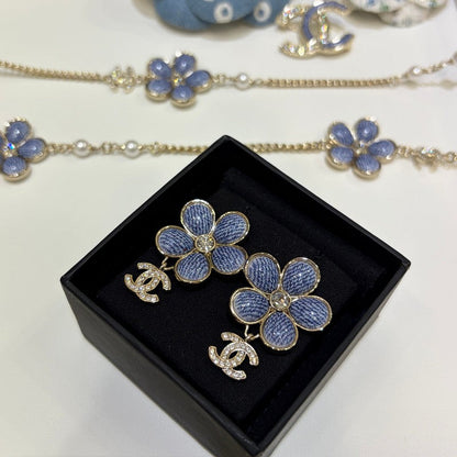 18K CC 26C Blue Camellia Earrings