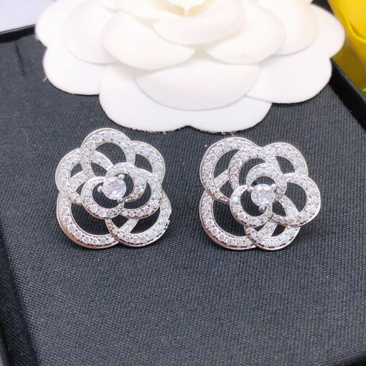 18K CC Camellia Diamond Earrings