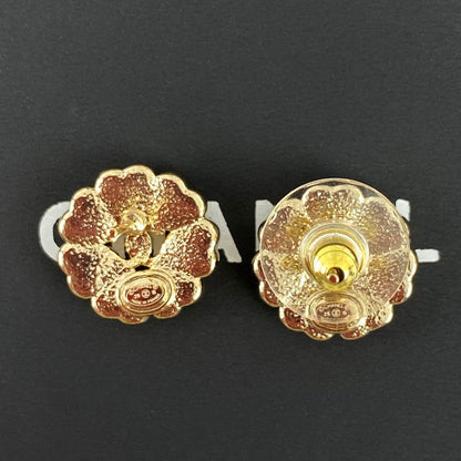 18K CC 25B Heart Crystal Earrings