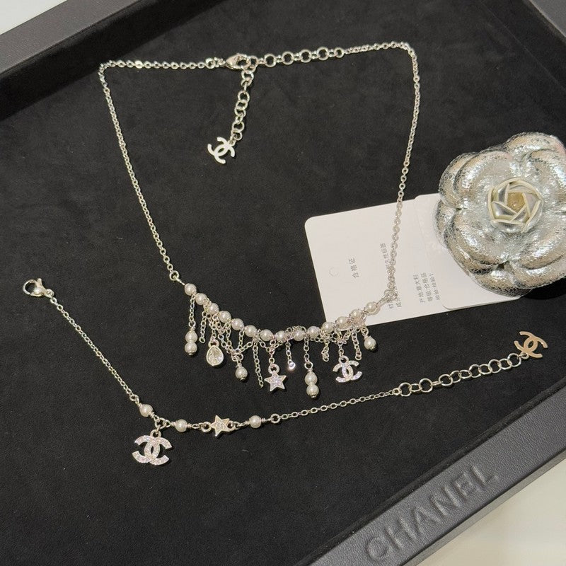 18K CC 26C Pearl Diamond Tassel Choker Necklace