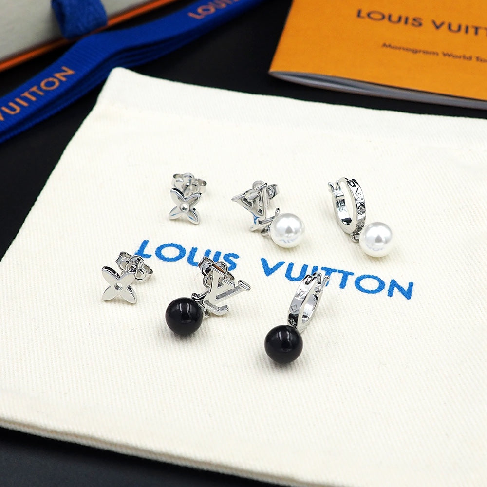 18K Louis Monogram Pearls Earrings