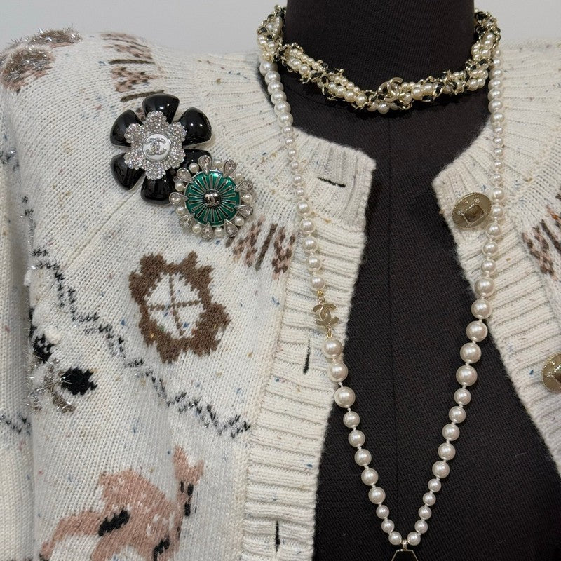 18K CC 26C Crystal Green Brooch