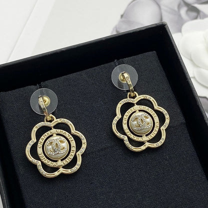 18K CC Camellia Gold Earrings
