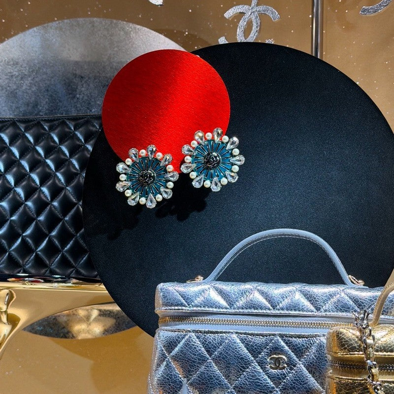 18K CC 26C Crystal Green Earrings